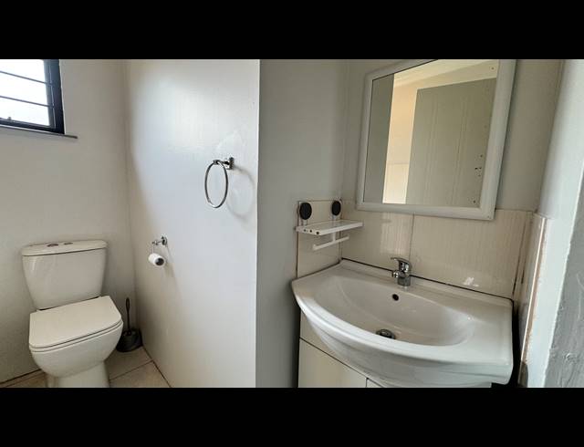 2 BEDROOM HOUSE TO LET IN RONALDSKLOOF